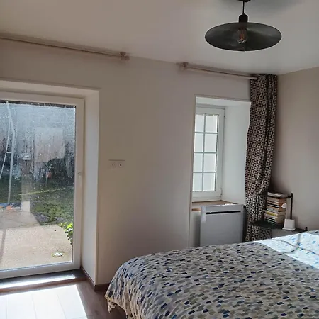 Maison Ancienne Refaite Entierement A Neuf 8pers, 4 Chambres Dans Village 50760 France * Montfarville
